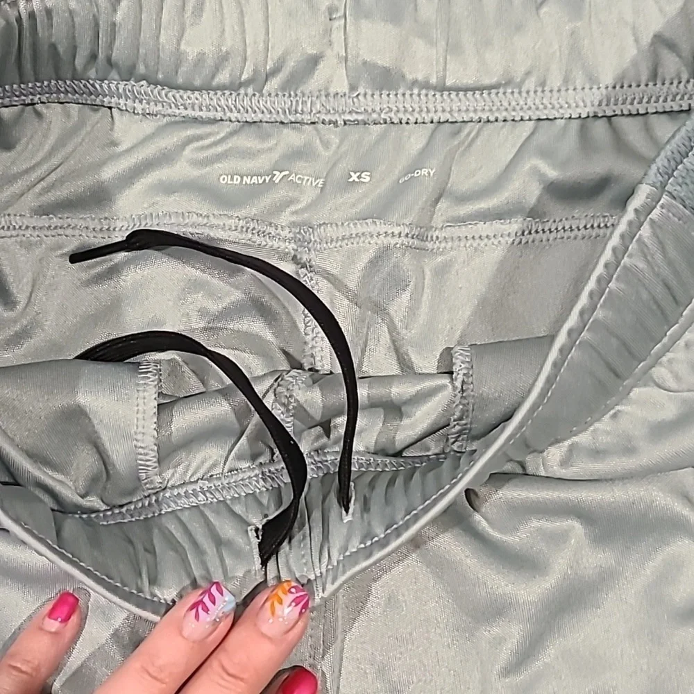 Old Navy Active Shorts​‎